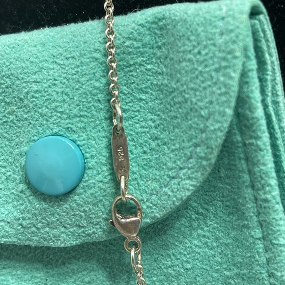 Tiffany and Co Necklace oval silver 925. Size 19 inches. - Picture 4 of 7